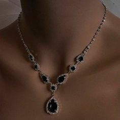 Accessories With Black Dress Jewelry, Royal Jewelry Aesthetic, Expensive Jewelry Luxury, Dope Jewelry, Classy Jewelry, Fancy Jewellery, Expensive Jewelry, Jewelry Lookbook, Fancy Jewelry