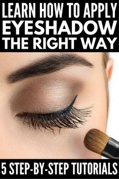 Eyeshadow For Beginners, Applying Eyeshadow, Apply Eyeshadow, The Color Blue, Fall Makeup Looks, Best Brushes, How To Apply Eyeshadow, Makijaż Smokey Eye