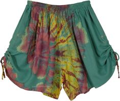 Light and fun, flattering and versatile shorts with a side drawstring, classic hippie shorts with all over tie dye work. They feature an elastic waistband and are perfect for mixing and matching for different looks. #tlb #Misses #beachwrap #TieDye #bohemianfashion #HippeShorts Coco Calypso, Sage Green Tie, Hippie Shorts, Tie Dye Girl, Boho Tie Dye, Green Tie Dye, Earthy Outfits, Hippie Clothes, Boho Fashion Summer