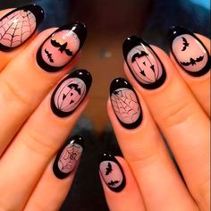 🎃 Get ready to spookify your nails this Halloween with these wickedly cute designs! 💅🏼 From creepy crawly spiders to ghostly ghouls, these nail art ideas will have you howling with delight. #HalloweenNails #NailArt #SpookySeason #TrickOrTreatYoSelf #GhoulishGlam #WitchyVibes #Boo-tifulNails #FangtasticManicure #NailGoals #HalloweenHype 🕷️👻🎃 Black And White Nail, Clear Nail Tips, Halloween Nails Diy, Halloween Nails Easy, Halloween Festivities, Manicure Tips, Clear Top