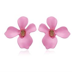 New Restocked *Four Petal Flower Stud Earrings *Hand Painted (Matte) *Hypoallergenic *18k Gold-Plated Metal Post Back Size: 2.7cm W X 3.1cm Length Spray Paint Flowers, Four Petal Flower, Flower Earrings Dangle, Pouch Making, Fashion Flowers, Personalized Candy, Engraved Flower, Cactus Earrings, Petal Flower