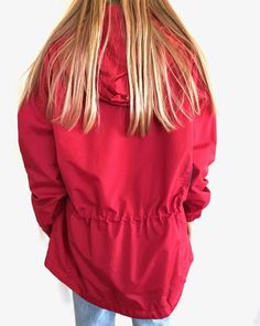 Red coat with hood | Drawstring at waist | Two front pockets and zipper breast pocket | Zipper front closure with snap button flapLABEL-Cottage Essentials | Size largeMEASURMENTS-(Laid flat- chest and waist doubled)Chest: 50"Waist: 42"Back Length: 31" (Model's measurements - Bust 32", Waist 26", Hip 35.5", 5' 3" Tall)>>> Good vintage condition (See photos for details)>>> Follow me on Instagram @MissSarahBelleVintage Cottage Essentials, Drawstring Coat, Coat With Hood, 90's Fashion, Vintage Baskets, Coat Vintage, Red Coat, Vintage Coat, Flat Chest