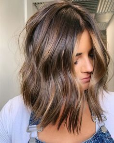 Light Brunette Summer Hair 2024, Hairstyle With Color, Beautiful Brown Hair, All Over Color, Rambut Brunette, Brown Hair Color Ideas, Brown Hair Color, Brown Hair Balayage, Gift Packing