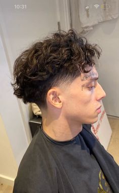 Central Cee Haircut, Mens Taper Fade Haircut, Hair Tattoo Men, Low Fade Curly Hair, Curly Hair Taper, Fade Haircut Curly Hair, Low Taper Fade Haircut, High And Tight Haircut, Curly Hair Fade