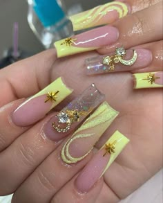 Yellow Acrylic Nails, Edgy Nails, Grunge Nails, Nail Fashion, Beach Nails, Yellow Nails, Minimalist Nails