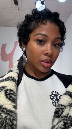 Short Curly Fro Black Women, Jayda Cheaves Short Hair, Short Styles For Black Women, Curly Pixie Cuts Black Women, Short Curly Hair Pixie, Healthy Black Hair, Black Ponytail, Silk Press Natural Hair