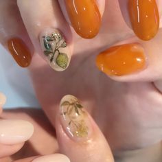 🧚🏻‍♀️ ♡₊˚༄˳ 𝓪𝓷𝓷𝓮𝓽𝓽𝓮, 𝓵𝓪 𝓹𝓻𝓮́𝓯𝓮́𝓻𝓮𝓷𝓬𝓮! Honey Nails, Short Almond Shaped Nails, Almond Shape Nails, Nail Charms, Accent Nails, Cute Nail Designs, Nail Shapes, Nail Polishes