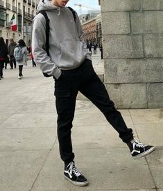 Stile Kylie Jenner, Guys Fits, Trendy Boy Outfits, Stylish Men Casual, Street Style Outfits Men, Men Stylish Dress, Guys Clothing Styles, Mens Outfit Inspiration, Mens Fashion Streetwear