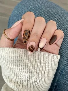 Classy Brown Nails, Brown Nail Ideas, Simple Nail Design, Cheetah Print Nails, Nail Art Pictures, Fall Manicure, November Nails, London Nails