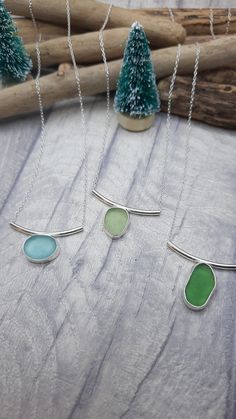 This is a peice of Devon sea glass on a modern and contemporary bar. The sea glass is found on my local beaches in South Devon. 100% recycled sterling silver and will be sent on an 18 inch chain. #1 is blue #2 is pale green #3 is darker green Pelvis Bone, Seaglass Jewellery, Silversmithing Jewelry, Seaglass Jewelry, Lariat Necklace Silver, South Devon, Silver Necklace Pendant, Contemporary Bar, Beachglass Jewelry