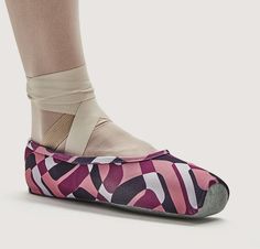 So Danca Pointe Shoe Covers Non-slip Flexible Ballet Dance Shoes, Flexible Non-slip Ballet Dance Shoes, Flexible Ballet Dance Shoes For Practice, Ballet Pointe Shoes, Pointe Shoe, Dance Accessories, Pointe Shoes, Shoe Covers, Sewing For Beginners