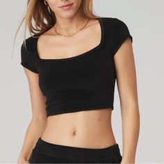 Nwt Alo Yoga Crop Top Yoga Crop Tops, Terry Shorts, Yoga Tops, Alo Yoga, Crop Top, Womens Tops, Yoga, Crop Tops, Hair Styles