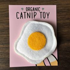 Cat Toy - Catnip Fried Egg - Mutual Adoration + POST Felt Cat Toys Diy, Felt Cat Toys, Felt Toys Diy, Handmade Cat Toys, Diy Cat Toys, Toys Diy, Animal Products, Florida Woman, Toy Ideas