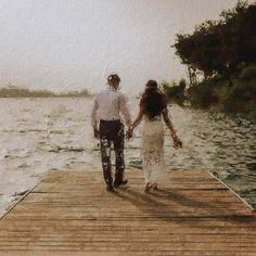 Custom Wedding Rings Oil Painting Canvas Portrait from Photo - HomeHaps Gloss Artist, Digital Oil Painting, Lawn Sign, Wedding Present, Favorite Picture, Portraits From Photos, Artist Canvas, Oil Paintings, Canvas Material