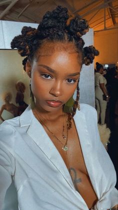 Locs Summer Styles, Styles On Stretched Natural Hair, Models With Locs, Instant Locs Natural Hair, Locs Styles For Black Women, Locstyles Women, Dreadlocks Black Women, Black Women With Locs