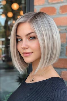 Graduated Bob, Blonde Bob Hairstyles, Hairstyles 2024, Hair Specialist, Bob Haircut For Fine Hair, Blending Gray Hair, Ash Blonde Hair, Gray Hair Highlights