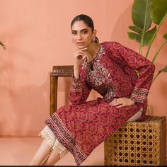 Brand New Fully Stitched Cotton Party Dresses For Eid, Fitted Casual Dress For Eid, Casual Fitted Dresses For Eid, Cotton Kurta For Spring Party, Eid Party Dress With Printed Motifs, Elegant Printed Kurta For Party, Elegant Party Kurta With Printed Motifs, Red Party Dress With Printed Motifs, Festive Casual Long Sleeve Dresses