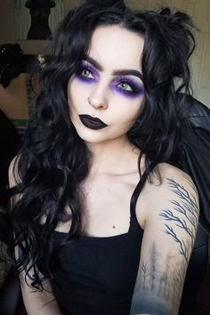 15 Pretty Goth Makeup Looks You Must Try this Summer Black And Red Goth Eye Makeup, Fashion Rocker Chic, Black Edgy Hair, Goth Aesthetic Hair, Metal Concert Makeup Looks, Goth Festival Makeup, Dark Fairy Costume Makeup, Witchy Makeup Aesthetic, Pastel Goth Makeup Looks