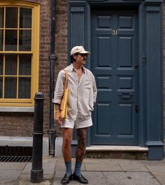 Amsterdam Mens Fashion, Loafers With Shorts Mens, Mens Shorts And Loafers Outfit, Europe Summer 2024 Outfits Men, Men’s Loafers Shorts Outfit, European Fashion Men, Amsterdam Street Style, Men’s Jorts Streetwear