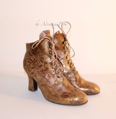 Brown Victorian Boots , Polish brown print leather , Victorian wedding shoes 1900 Edwardian Boots Regency Fashion Ankle boots Lace up boots Vintage Brown High Heel Lace-up Boots, Elegant Brown Lace-up Boots With Almond Toe, Vintage Brown Boots For Party, Brown Fitted Ankle-high Lace-up Boots, Vintage Brown Ankle-high Heeled Boots, Vintage Brown Closed Toe Heeled Boots, Fitted Brown Lace-up Boots With Closed Toe, Fitted Brown Lace-up Boots With Almond Toe, Brown Lace-up Boots With Almond Toe