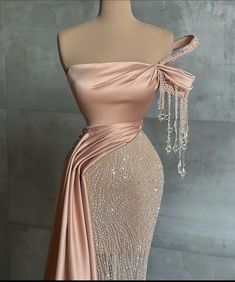 Elegant Formal Dresses Classy, Stunning Dresses Elegant, Gala Night Outfit Classy Gowns, Jewelled Dress, Evening Dresses Long Elegant, Evening Dresses One Shoulder, Shoulder Beads, Princess Evening Dress, Engagement Gowns