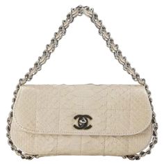 Chanel Beige, Vintage Chanel Bag, Vintage Chanel Handbags, Beige Bag, Gold Bag, Vintage Clutch, Pretty Bags, Chanel Fashion, Cute Bags