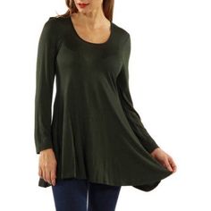 This tunic top from 24/7 Comfort Apparel featuring long sleeves is sure to captivate the attention of everyone. The variety of solid colored fabrics with a square neckline allow for easy accessorizing for any event throughout the year. The piece can be added to with bold jewelry or left as is for a multitude of looks with its flared bottom, making it a necessary piece in any wardrobe. Color: Green. Gender: female. Age Group: adult. Casual Green Scoop Neck T-shirt, Fitted Green Long Sleeve Tunic, Spring Green T-shirt With 3/4 Sleeve, Cheap Green T-shirt With 3/4 Sleeves, Green Moisture-wicking 4-way Stretch Tops, Wardrobe Color, Bold Jewelry, Print Tunic, Long Sleeve Tunic