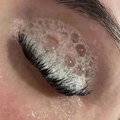 How To Clean Eyelashes, Eye Lash Photography, Make Up Diy, Lash Quotes, Eyelash Extension Supplies, Lash Salon, Volume Eyelash Extensions, Eyelash Extentions, Branding Photoshoot Inspiration