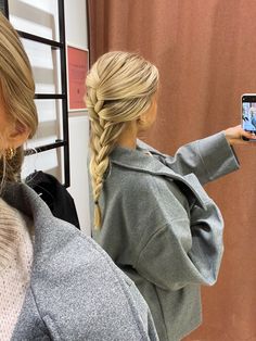 Preppy Fall Aesthetic, Pretty Haircut, Scandinavian Hair, Aesthetic Pin, Braided Hairstyle, Preppy Fall, Outfit Cute, Braid Hair