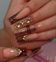 November Long Nails, Brown French Tip Nails With Design, November Nail Designs, Brown Acrylic Nails, Nails Y2k, Carpet Designs, November Nails, Nails Design With Rhinestones