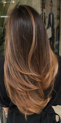 Light Brown Hair Styles, Brown Hair Styles, Brunette Hair With Highlights, Beautiful Hair Color, Caramel Highlights, Brown Hair Balayage