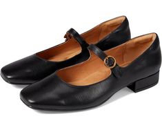 Sofft Elsey | Zappos.com 1930s Shoes, Slipper Shoes Women, Black Leather Dress Shoes, Shoes Elegant, Vintage Flats, Shoes Stand, Sofft Shoes, Black Leather Flats, Black Dress Shoes