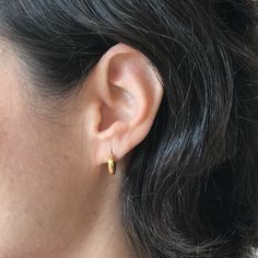 Classic Small 22k Solid Gold Click-in Hoop Earrings, Fine Jewelry, Unisex Earrings, Men Earrings. Weight: 5.8g (2.9g each earring) Diameter: 12mm Thickness: 3mm All earrings have 18k solid gold secured ear wire, post and nuts. Free Shipping! (Shipping insurance included) You are welcome to visit my shop for more of my designs: https://www.etsy.com/shop/GoldArtJewelry More earrings: https://www.etsy.com/shop/GoldArtJewelry?section_id=7573472 Please take a moment to read my shop policies before pu Classic 22k Gold Earrings, Classic 22k Gold Hallmarked Earrings, Classic Hallmarked 22k Gold Earrings, Yellow Gold Hallmarked Earrings For Everyday, Classic Yellow Gold Plug Earrings For Pierced Ears, Yellow Gold Teardrop Huggie Earrings With Ear Wire, Classic Gold Hoop Earrings With Lever Back, Classic Gold Huggie Earrings With Ear Wire, Classic Gold Huggie Earrings