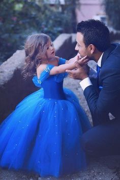 Blue Pageant Dress, Simple Flower Girl Dresses, Royal Blue Ball Gown, Cinderella Dress For Girls, Gowns Pageant, Royal Blue Flowers, Dresses Royal Blue, Flower Girl Dresses Blue, Blue Ball Gowns