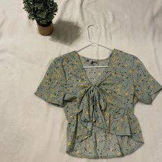 Super Adorable Top, Ties In The Front, Never Worn Cute Spring Tie Back Tops, Pastel Tops, Pacsun Tops, Tie Top, School Outfit, Dream Wardrobe, Cute Shirts, Pacsun, Stylish Outfits