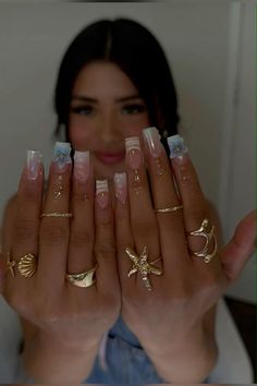 Nail Salon Design Nails, Dreamy Nail Designs, Baddie Nails With Charms, Jhene Aiko Nails, French Nails With Charms, Short Blinged Out Nails, Nail Designs Sparkle, Nail Inspo Square Short, Money Nails Designs