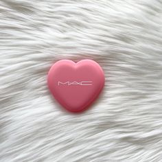 - Mac Pink Barbie Heart Shaped Compact Mirror Vanity Limited Edition Brand New - Brand New In Box - 2.75 In X 2.5 Inches - B2633 Heart Compact Mirror, Mac Makeup Brushes Set, Mac Foundation Brush, Mac Makeup Brushes, Eyeshadow Crease, Sephora Brushes, Mac Foundation, Natural Hair Brush, Mac Eyes