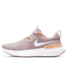 Nike Womens WMNS React Miler Champagne Marathon Running Shoes/Sneakers Womens Hiking Shoes, Stefan Janoski, Pink Running Shoes, Marathon Running Shoes, Nike React, Womens Nike, Nike Flex, Marathon Running, Running Shoes Nike