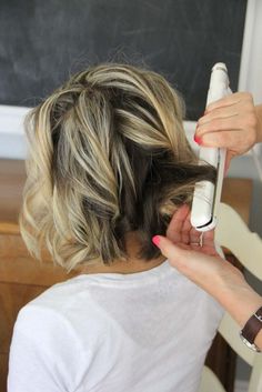 curling short hair 2 Blond Hairs, Highlighted Hair, Curly Short, Curly Haircuts, Hairstyles For, Layered Bob Hairstyles