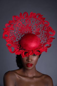 This absolutely gorgeous percher fascinator is made from high quality stiffened guipure lace.  It is secured in place using a custom made headband and a hat elastic.  It is ideal for Royal Ascot,  Ladies Day, Weddings,  Wedding Guest, Mother of the bride or groom and Church. This is an absolute showstopper.  It is available to dispatch in 21 days One size fits all.  Thank you for looking ⚘ Lace Fascinator, Fascinator Hats Outfit, Fascinator Hats Diy, Costume Venitien, Classy Hats, Couture Hats, Ascot Hats, How To Make Headbands, Elegant Hats