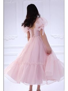 Model Number: YW231066 Dress Length about 125cm More Color: Black, Customize Color Size: Please refer to Size Chart.Customize Size Closure: Lace up Fabric: Silk Soft Organza Material: Polyester Stretch: Fabric is No Stretch Pink Ball Gown For Prom Season Banquet, Pink Ball Gown For Prom Banquet, Pink Tulle Banquet Dress, Pink Tulle Dresses For Prom Season, Pink Evening Dress With Fitted Bodice For Banquet, Pink Ball Gown Princess Dress For Debutante Ball, Pink Ball Gown For Debutante Ball, Pink Dress For Wedding And Prom Season, Pink Princess Dress With Fitted Bodice Ball Gown