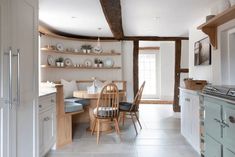 the kitchen is clean and ready to be used for dinner or breakfast time, as well as other things in the house