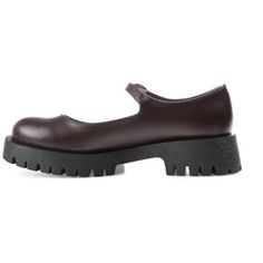 The Kamie flats from Journee Collection brings back an iconic 90s fashion with its platform Mary Jane flat design, blending nostalgia with contemporary style. Featuring a round toe and buckled strap, this loafer adds a touch of retro charm, while the 1 1/2-inch platform heel provides a trendy lift. With faux leather uppers and a padded footbed, the Kamie flats seamlessly combines comfort and fashion for a modern take on a classic look. | Journee Collection Women's Kamie Flats, 9M Iconic 90s Fashion, Chunky Mary Janes, Buckle Flats, Mary Janes Shoes, Iconic 90s, Buckled Flats, Platform Mary Janes, Young Professional, Platform Heels Chunky