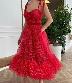 Red Tulle Dress For Red Carpet, Elegant Tulle Dresses For Red Carpet, Red Tulle Summer Dress, Red Tulle Dress For Summer, Elegant Red Dress With Tulle Skirt, Red Tulle Skirt Dress For Spring, Summer Evening Dress For Red Carpet, Red Midi Dress With Spaghetti Straps For Prom, Red Spaghetti Strap Dress For Gala