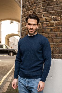 This Soft Donegal crew neck jumper showcases the unique, textured look this handsome yarn offers. The yarn plys are twisted with complementary coloured neps, or flecks, in the traditional spinning process resulting in tweed effect knits with a sumptuous handle. Designed with a contemporary, regular fit which is slightly tapered across the waist and chest whilst still retaining plenty of room for comfort and ease of movement. THE ALAN PAINE HALLMARKS 80% Merino Wool | 10% Cashmere | 10% Silk - 7 Mens Aesthetic, Toms Style, Knitwear Style, True Winter, Crew Neck Jumper, Mens Luxury, Soft Natural, Country Outfits, Knitwear Women