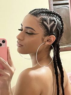 #nagô #tranças Straight Hair With Braid, Belly Button Piercing Jewelry, Braided Hairstyles For Black Women Cornrows, Y2k Hairstyles, Braid Inspiration, Curly Hair Photos, Cute Braided Hairstyles, Braided Cornrow Hairstyles, Braids With Curls