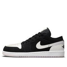 Introducing the Air Jordan 1 Low SE 'Diamond' - a classic take on one of the most iconic sneakers in history. The low top sneaker features black Durabuck and white leather for a fresh, updated look that nods to legendary colorways like the Bred and Shadow. A subtle Air Jordan wings logo at the heel honors OG origins, while the finishing touch is a white midsole and semi-translucent outsole. Step up your style game with this elevated version of an all-time classic from the Jumpman. (AJ1/SNKR/Retro/Panda/Men's/Low Top/Basketball/Wear-resistant) Classic Low-top Basketball Shoes With Gum Sole, Classic Low-top Basketball Shoes With Rubber Sole, Classic Skate Shoes With Boost Midsole And White Sole, Classic Skate Shoes With Boost Midsole, Classic Low-top Basketball Shoes With Boost Midsole, Classic Basketball Shoes With Perforated Toe Box For Streetwear, Classic Low-top Custom Sneakers For Streetwear, Classic Black Sneakers With Gum Sole, Classic Skate Shoes With Boost Midsole For Streetwear