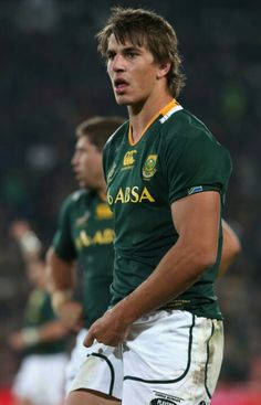 Eben Etzebeth flippen aantreklik ek wil hom ontmoet! Eben Etzebeth, South African Rugby, Rugby Vintage, English Rugby, Springbok Rugby, Hot Rugby Players, Rugby Boys, Rugby Sport, Football Players Images