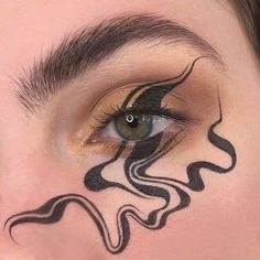 Halloweenský Makeup, Eyeliner Designs, Graphic Eyeliner, Edgy Makeup, Creative Eye Makeup, Crazy Makeup