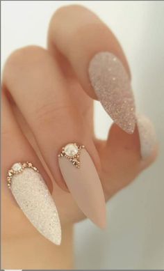 Bright Nail Designs, Her Nails, Shiny Nails, Striped Nails, Bright Nails, Nail Designs Glitter, Bling Nails, Chic Nails, Fancy Nails